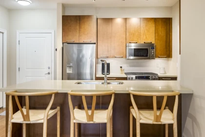 111 3355 Rosemary Heights Drive, Surrey, BC, Surrey — Apartment/Condo for sale