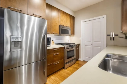 Kitchen Island Photo of 111 3355 Rosemary Heights Drive, Surrey, BC