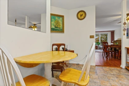 Breakfast Nook Photo of 113 33030 George Ferguson Way, Abbotsford, BC
