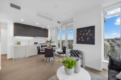 702 8415 Granville Street, Vancouver, BC, Vancouver — Apartment/Condo for sale