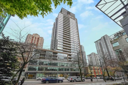 2407 888 Homer Street, Vancouver, BC, Vancouver — Apartment/Condo for sale