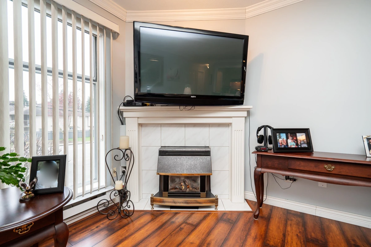 Family Room Photo of 105 2410 Emerson Street, Abbotsford, BC