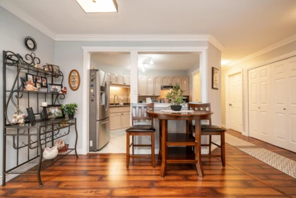 Kitchen Photo of 105 2410 Emerson Street, Abbotsford, BC