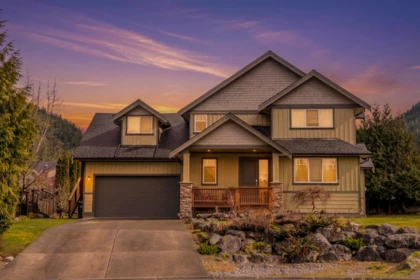 1003 Ash Place, Squamish, BC, Plateau — 4 bed single family residence for sale