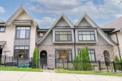 4 3406 Roxton Avenue, Coquitlam, BC, Coquitlam — Row House (Non-Strata) for sale