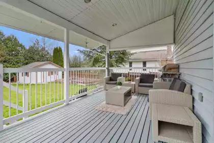 Hot Tub / Spa Photo of 18166 54 Avenue, Surrey, BC