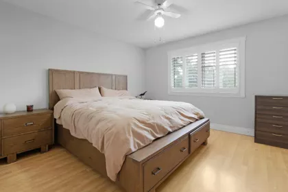 Powder Room Photo of 18166 54 Avenue, Surrey, BC
