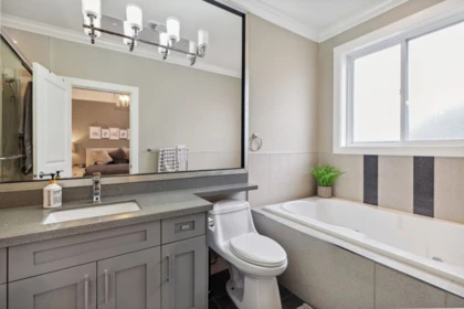 Laundry Room Photo of 5926 139a Street, Surrey, BC