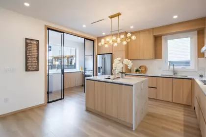 Primary Bedroom Photo of 7 N Howard Avenue, Burnaby, BC