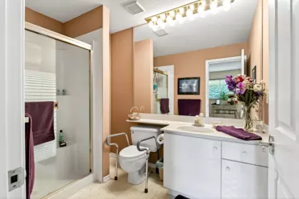 Hallway Photo of 101 16275 15 Avenue, Surrey, BC
