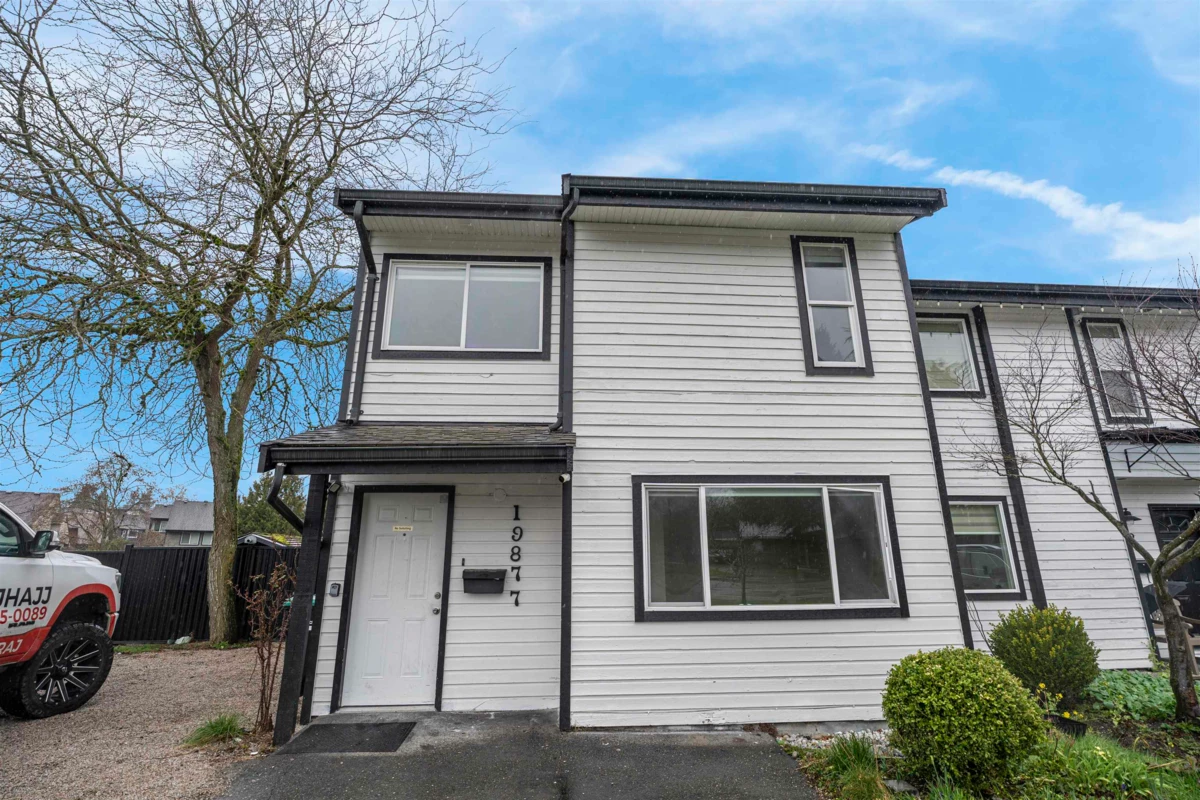 Exterior Rear Photo of 19877 53 Avenue, Langley, BC