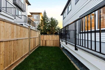 Garden / Landscaping Photo of 1 2522 Campbell Avenue, Abbotsford, BC
