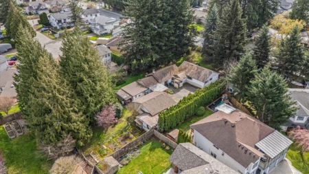 Hot Tub / Spa Photo of 44653 Keith Wilson Road, Chilliwack, BC
