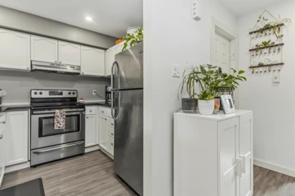 Kitchen Island Photo of 38 40200 Government Road, Squamish, BC