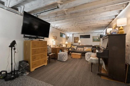 Basement Recreation Room Photo of 1294 E 33rd Avenue, Vancouver, BC