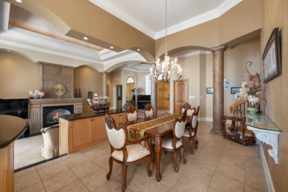 Breakfast Nook Photo of 13464 13a Avenue, Surrey, BC
