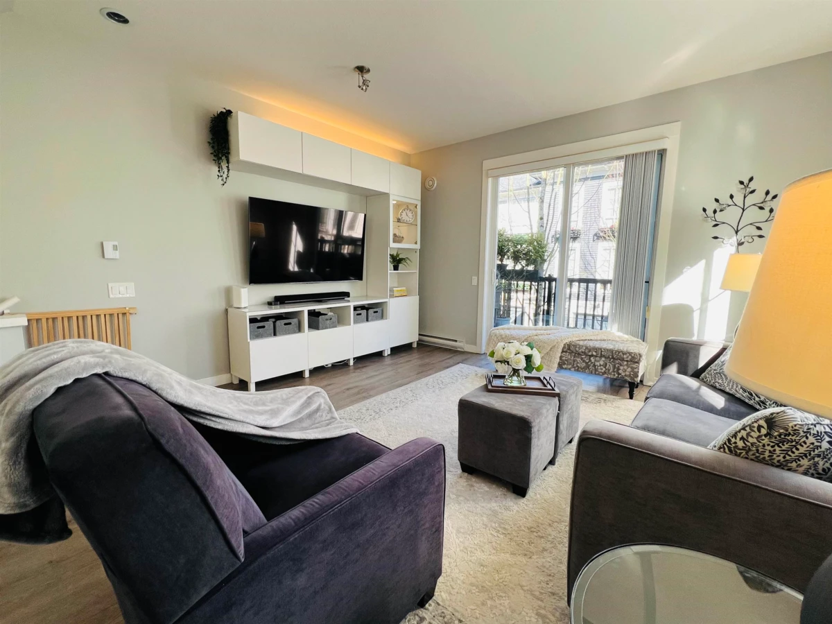 Family Room Photo of 75 2428 Nile Gate, Port Coquitlam, BC
