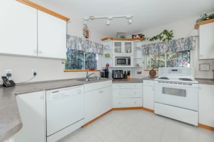 Laundry Room Photo of 1162 Point Road, Gibsons, BC