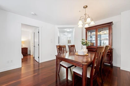 304 1420 Parkway Boulevard, Coquitlam, BC, Coquitlam — Apartment/Condo for sale