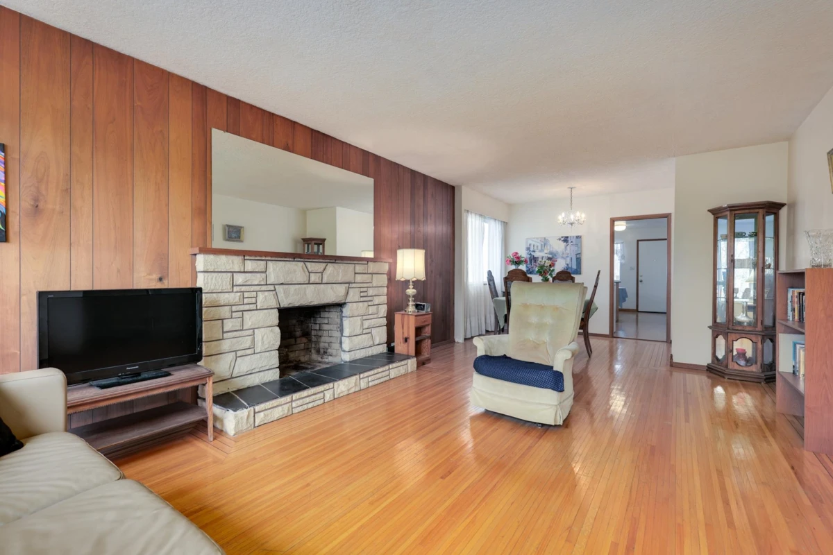 Family Room Photo of 5884 Ormidale Street, Vancouver, BC