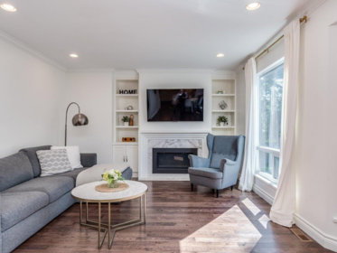 Breakfast Nook Photo of 10753 Hazel Court, Surrey, BC