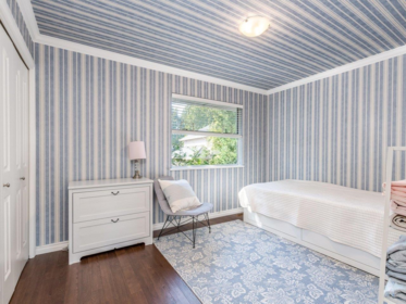 Mudroom Photo of 10753 Hazel Court, Surrey, BC