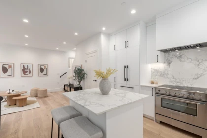 Kitchen Island Photo of 851 E 19th Avenue, Vancouver, BC