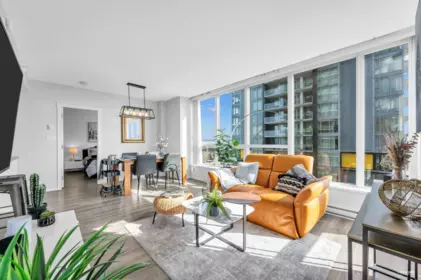 2201 6638 Dunblane Avenue, Burnaby, BC, Burnaby — Apartment/Condo for sale