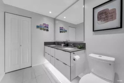 Hallway Photo of 2201 6638 Dunblane Avenue, Burnaby, BC