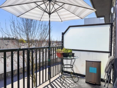 Breakfast Nook Photo of 12 19670 55a Avenue, Langley, BC