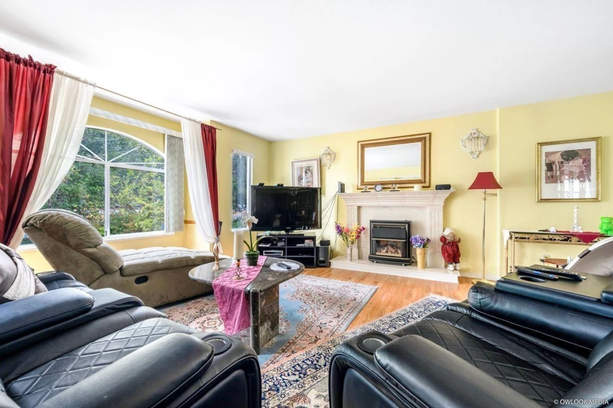 Dining Area Photo of 12540 Westminster Highway, Richmond, BC