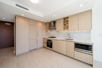 1305 1768 Cook Street, Vancouver, BC, Vancouver — Apartment/Condo for sale