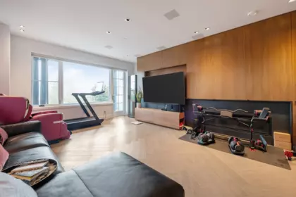 Entry Foyer Photo of 4546 Langara Avenue, Vancouver, BC