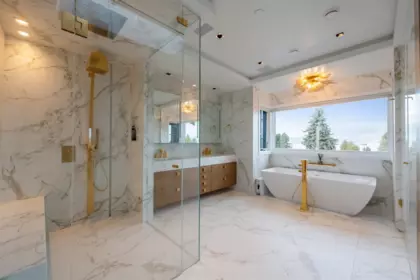 Primary Bathroom Photo of 4546 Langara Avenue, Vancouver, BC