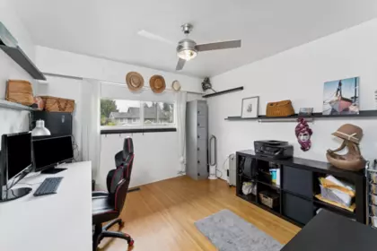 Laundry Room Photo of 558 Draycott Street, Coquitlam, BC