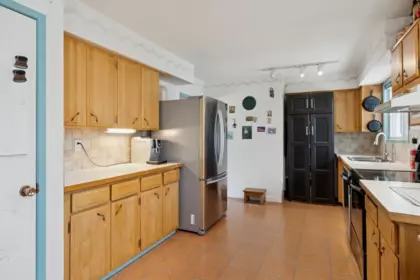 Primary Bathroom Photo of 558 Draycott Street, Coquitlam, BC
