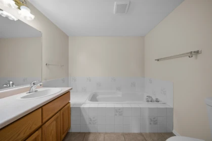Guest Bathroom Photo of 1A 2725 Fuller Street, Abbotsford, BC