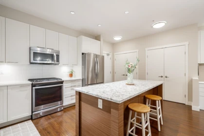 Kitchen Island Photo of 308 15188 29a Avenue, Surrey, BC