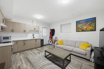 Hot Tub / Spa Photo of 7115 206 Street, Langley, BC