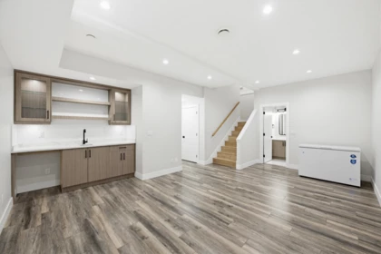 Swimming Pool Photo of 7115 206 Street, Langley, BC
