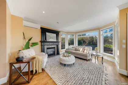Breakfast Nook Photo of 15783 Collingwood Crescent, Surrey, BC