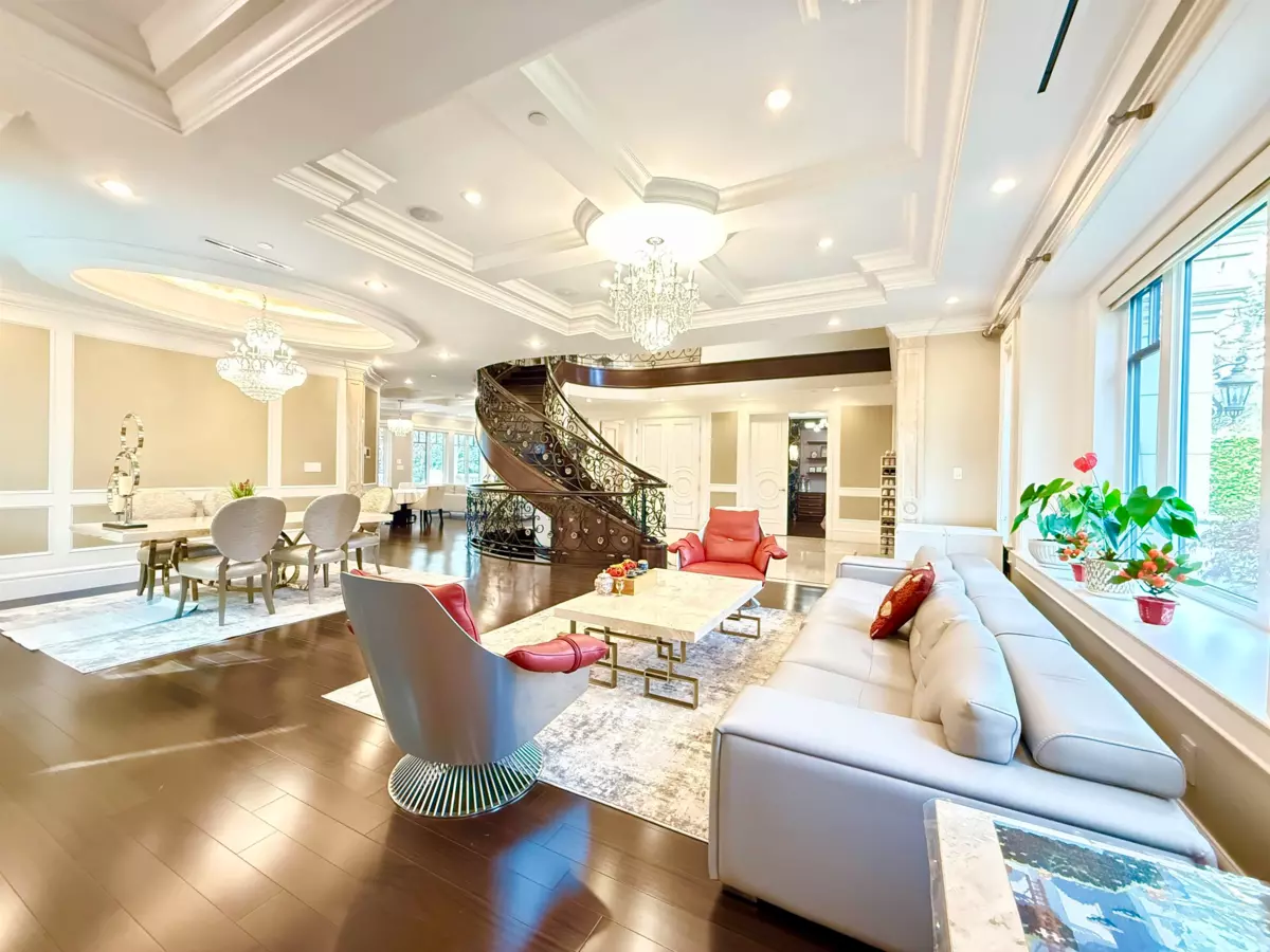 Dining Area Photo of 6011 Churchill Street, Vancouver, BC