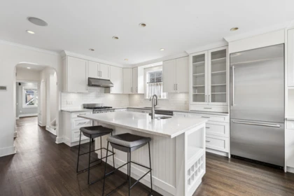 2859 W 33rd Avenue, Vancouver, BC, Vancouver — Single Family Residence for sale