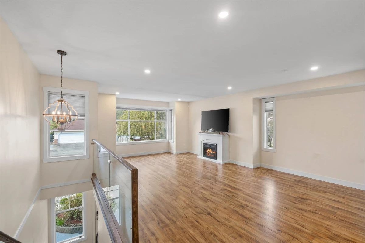 Dining Area Photo of 19416 123 Avenue, Pitt Meadows, BC