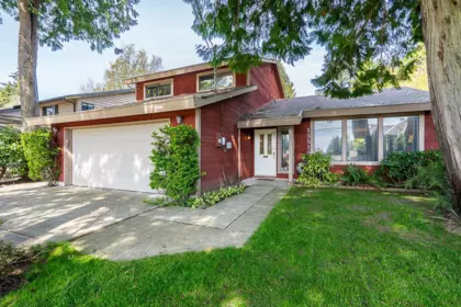 13519 15 Avenue, Surrey, BC, Surrey — Single Family Residence for sale
