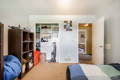 Staircase Photo of 13519 15 Avenue, Surrey, BC