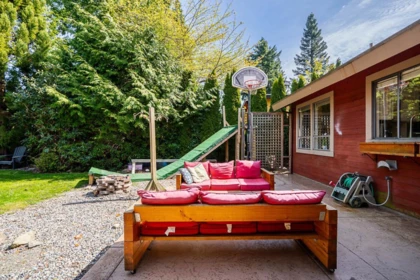 Swimming Pool Photo of 13519 15 Avenue, Surrey, BC
