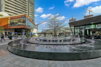 Hot Tub / Spa Photo of 5008 1955 Alpha Way, Burnaby, BC