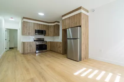 Hot Tub / Spa Photo of 4152 Pender Street, Burnaby, BC