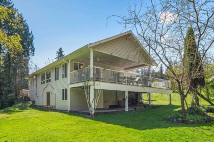 Garden / Landscaping Photo of 28443 96 Avenue, Maple Ridge, BC